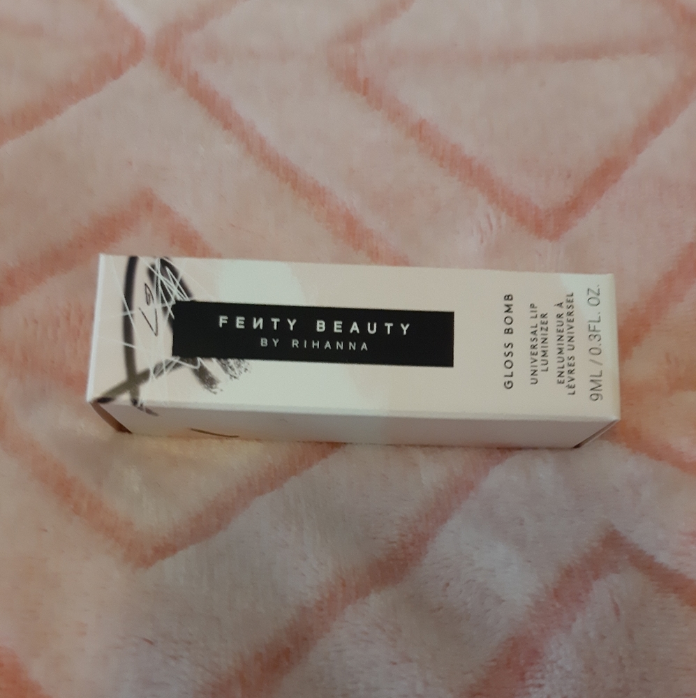 FENTY LIP GLOSS by Rhianna
